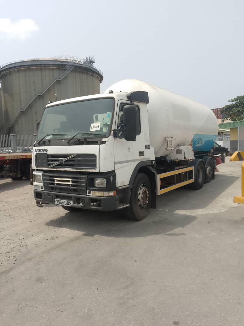 LPG Bobtail Rigid Tanker Truck (Volvo)